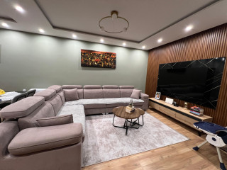 Apartment 2+1 per qera tek Ish tregu elektrik