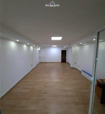 dyqan-me-qera-tek-ish-ekspozita-id-qeraqeraqeraididididiidididid-big-0