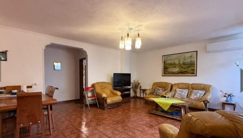 apartament-ne-shitje-21-tek-zogu-i-zi-id-b120833-tirane-big-0