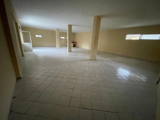 Dyqan Me Qera Prane Kompleksit Grand (ID BD21875) Tirane