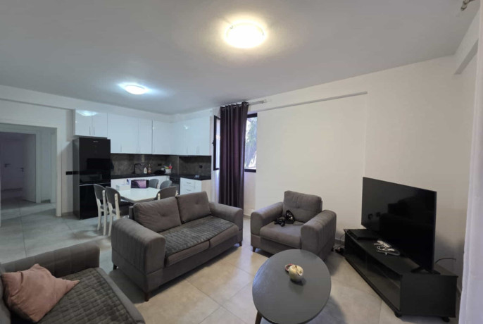 apartament-ne-shitje-21-ne-shkoze-qewraqeraqeraidididididid-big-0