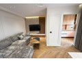 apartament-ne-shitje-21-tek-pallati-me-shigjeta-qeraqeraeqraidididididididi-small-0