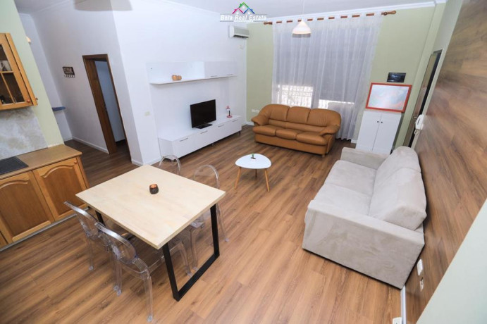 apartament-me-qera-11-ne-qender-id-qeraqeraidididididi-big-0