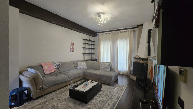 apartament-212-per-shitje-tek-eleonora-kodra-e-diellit-tirane-big-0