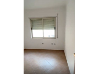 Apartament 2+1+2 në shitje në Liqeni i Thatë, Tiranë
