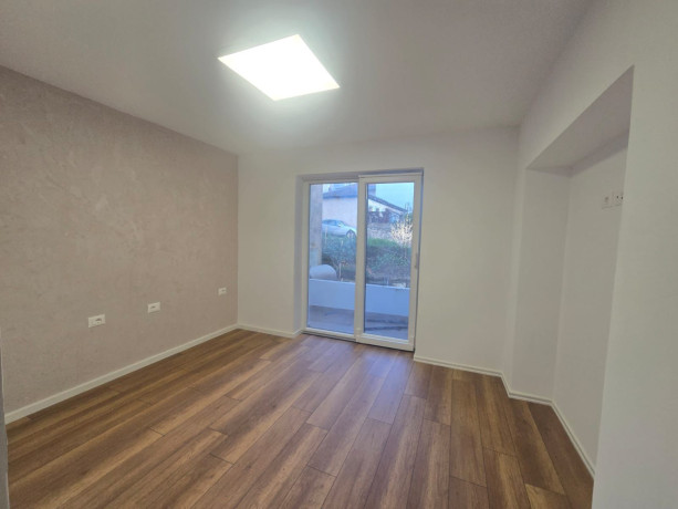 ambiet-biznesi-me-qira-perball-maternitetit-tek-lodrat-e-hapura-ne-tirane-big-1