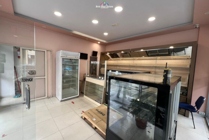 dyqan-ne-shitje-ne-laprake-id-bd1174-tirane-big-0
