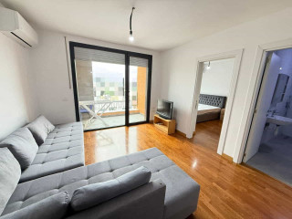 Apartament Me Qera 1+1 Tek Kompleksi Zirkon ( ID B2101694) Tirane