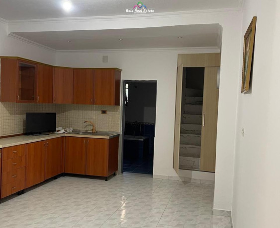 zyre-me-qera-11-ne-don-bosko-id-bz2949-tirane-big-0