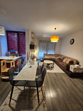 apartament-212-me-qira-ne-liqeni-i-tiranes-tirane-big-0