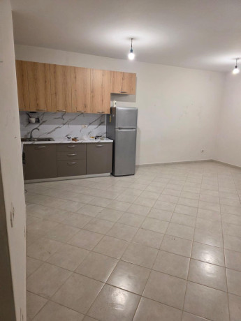 zyre-me-qera-tek-21-dhjetori-id-bz2950-tirane-big-0