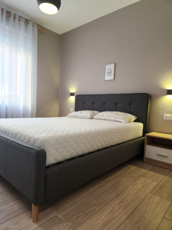 jepet-me-qera-apartament-11-tek-myslym-shyri-id-b211206-tirane-big-3