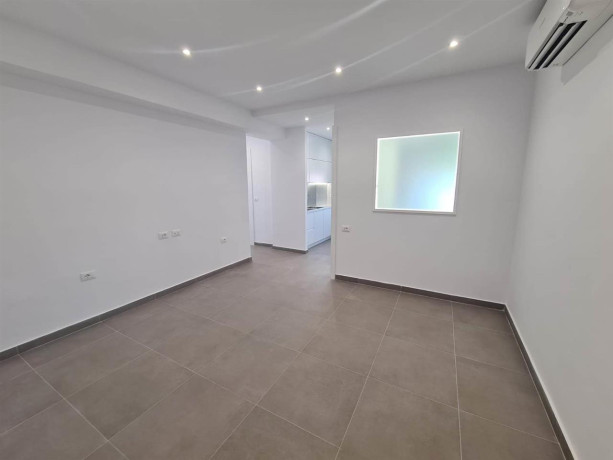 jepet-me-qera-apartament-21-ne-ali-dem-id-b220672-tirane-big-0