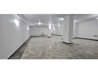Dyqan me qera ne Bllok (ID BD21743) Tirane...