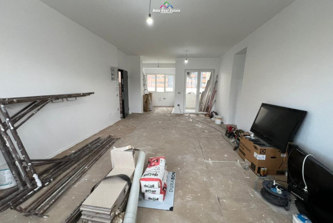 zyre-me-qera-31-ne-astir-id-bz2969-tirane-big-0