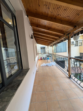 jepet-me-qira-apartament-312-pallati-me-shigjeta-big-3