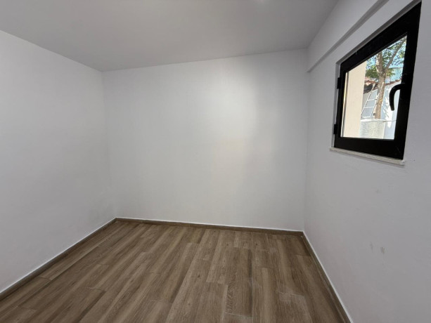 zyre-me-qera-tek-ish-tregu-elektrik-id-bz2974-tirane-big-0