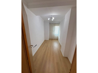 Apartament Ne Shitje 2+1 ne Fresk (ID B120868) Tirane