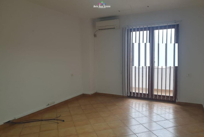 zyre-me-qera-tek-bulevardi-zogu-i-pare-id-bz2977-tirane-big-0