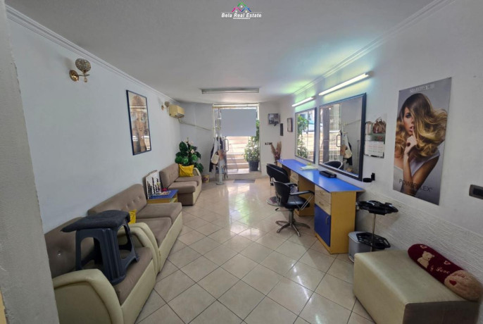 dyqan-me-qera-tek-rruga-e-barrikadave-id-bd21916-tirane-big-1