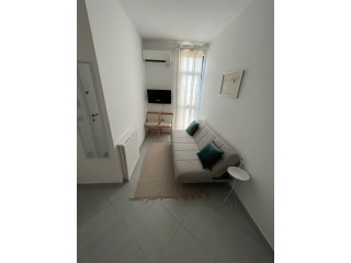 Apartament me qera 1+1 tek Rruga e Dibres (ID B2101108) Tirane.......