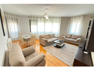Apartament Me Qera 2+1+post parkimi tek Rruga e Barrikadave (ID B2201941) Tirane 123123
