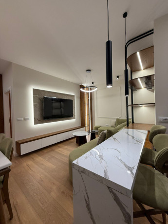 apartament-me-qera-21-tek-bulevardi-zogu-i-pare-id-b2201952-tirane-big-0