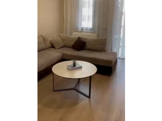Apartament 1+1 Me qira në rruga e Kosovarëve, Tiranë