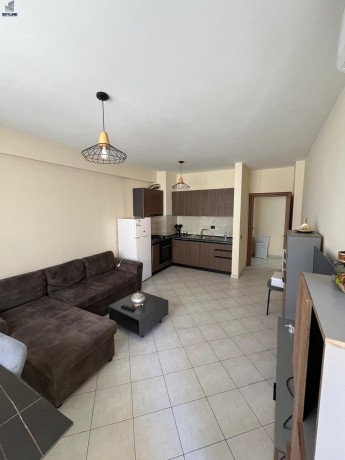shitet-apartament-11-prane-bar-artistit-astir-big-1