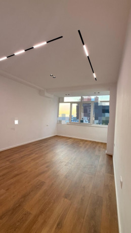 garsoniere-per-shitje-tek-21-dhjetori-id-bshg40-tirane-big-0