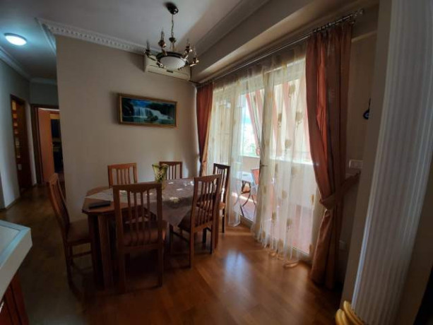 apartament-21-me-qera-tek-komuna-e-parisit-id-b220686-tirane-big-1