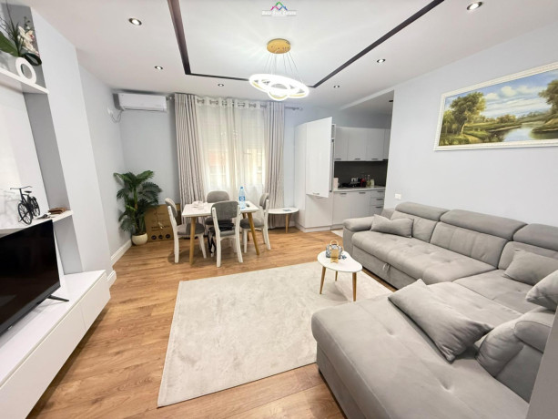 apartament-me-qera-21-prane-21-dhjetorit-id-b220312-tirane-big-0