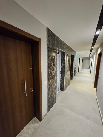 apartamentzyre-11-me-qera-tek-shkolla-e-kuqe-id-b210553-tirane-big-1