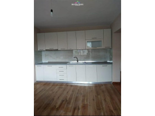 Zyre Me Qera 1+1 Tek 21 Dhjetori (ID BZ2306) Tirane,.,..,.,